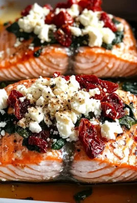 Mittelmeer gebackener Lachs mit Feta und Tomaten