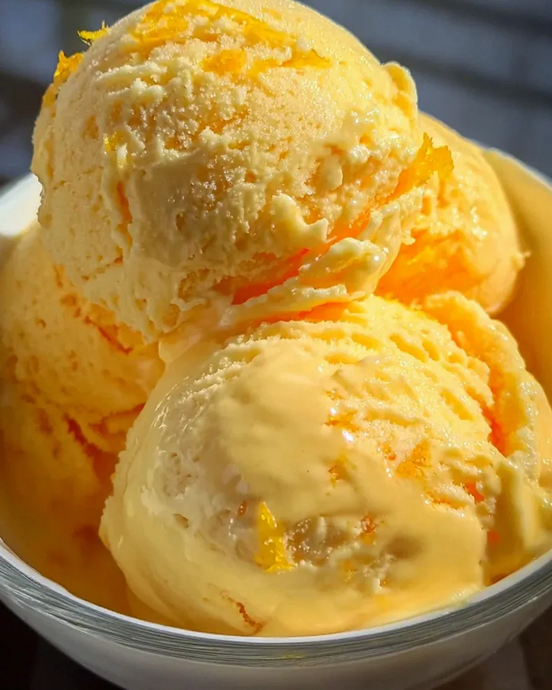 Orangeneis ohne Eismaschine Rezept mit Zutaten die jeder zuhause hat!