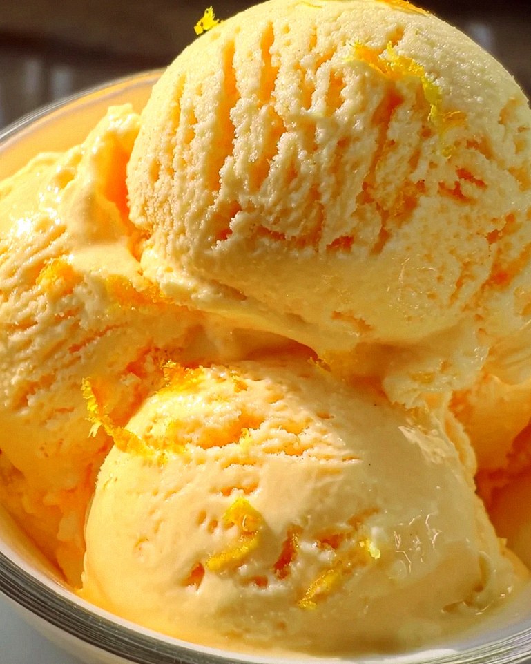 Orangeneis ohne Eismaschine Rezept mit Zutaten die jeder zuhause hat! – Schritt 1