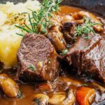 Rinderbäckchen schmoren | zart und mit feinster Soße